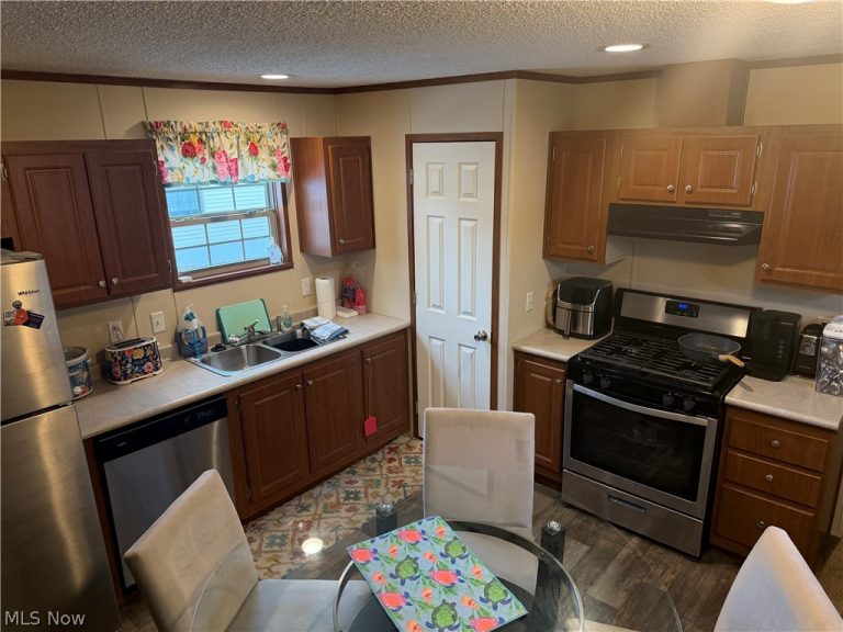 2606 Lincoln Way #27, Massillon, OH - Photo 4