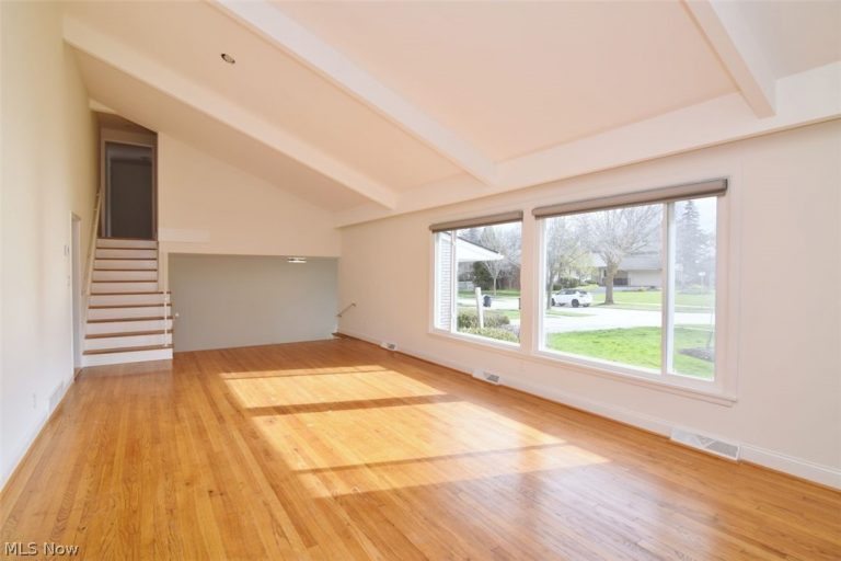 2828 Meldon Boulevard, Beachwood, OH - Photo 8