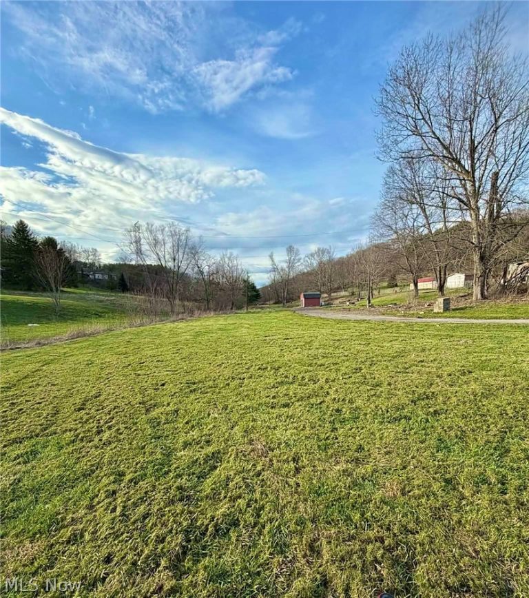 Veterans Boulevard, Chester, WV - Photo 2