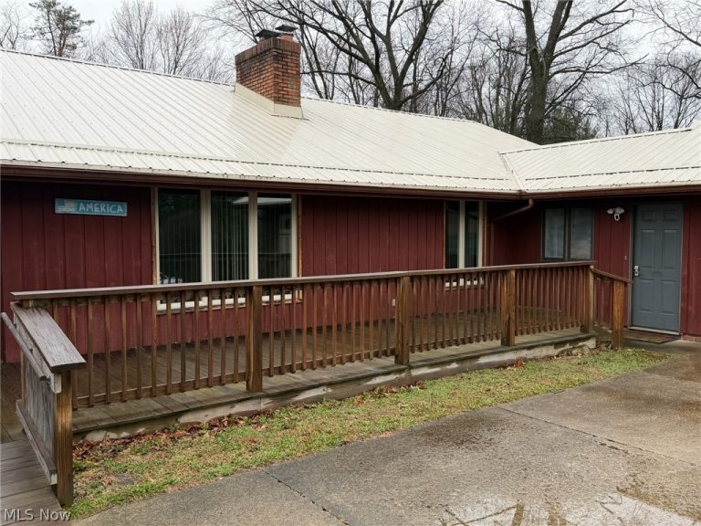 144 1st Street, Minerva, OH - Photo 2