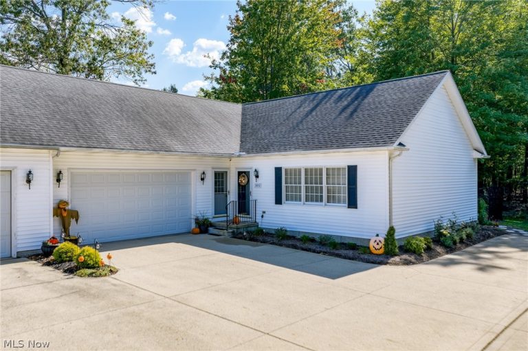3953 Hilltop Drive, Vermilion, OH, 44089