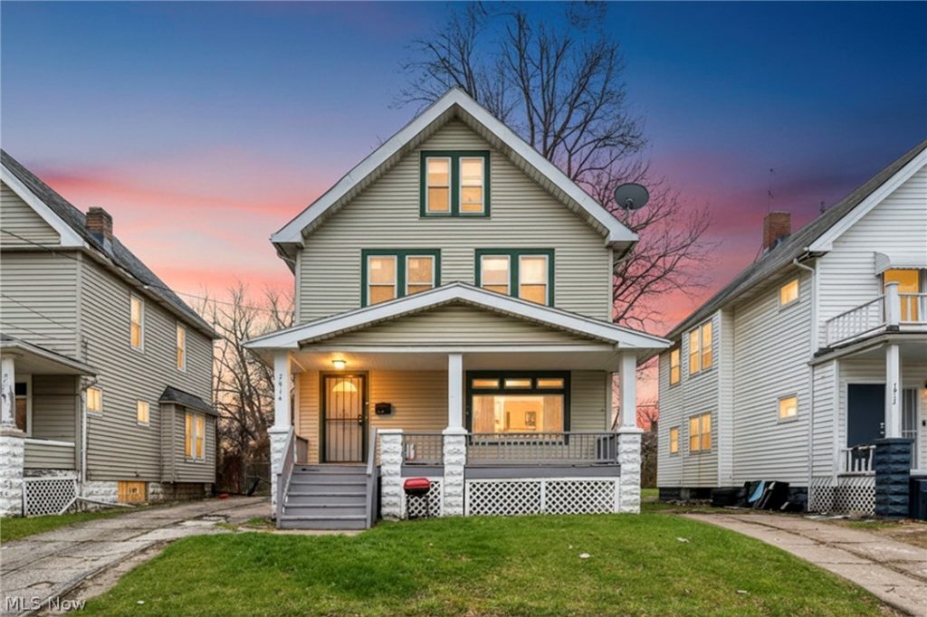 7914 Dorver Avenue, Cleveland, OH