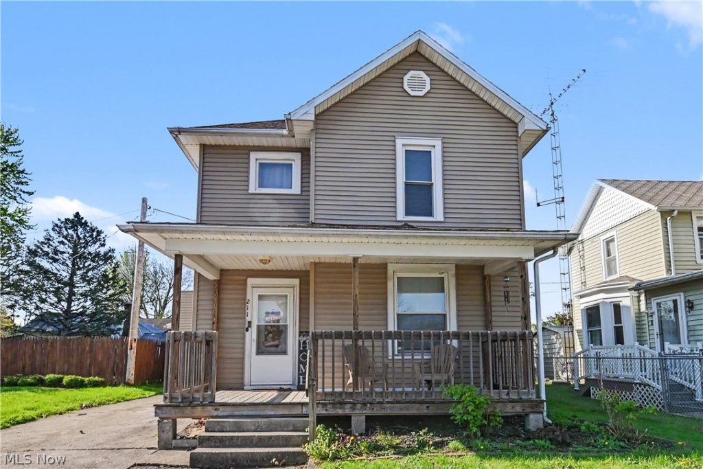 211 Center Street, Bucyrus, OH