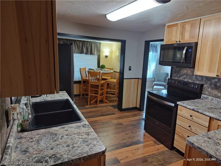 10875 Orrville Street, Massillon, OH - Photo 5