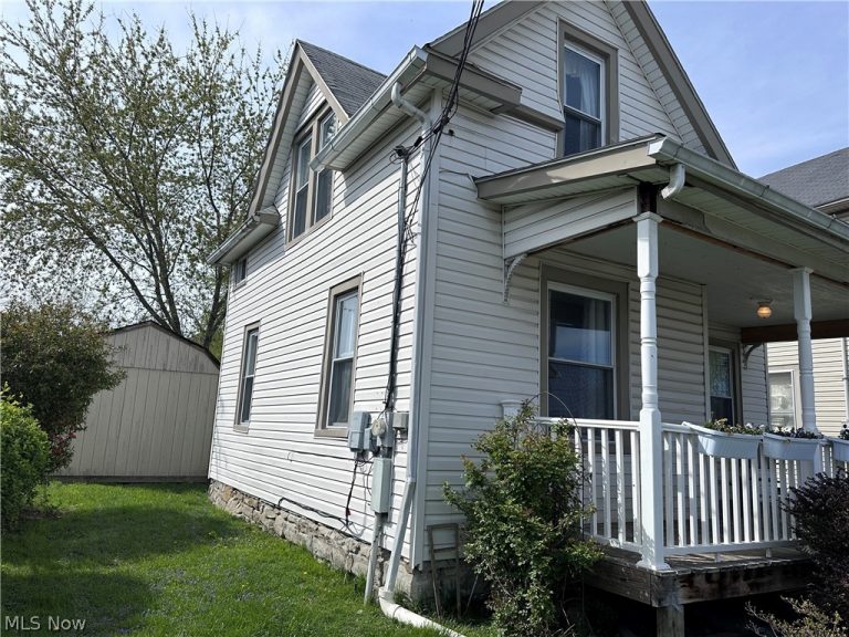 1605 Dewey Street, Parkersburg, WV - Photo 3