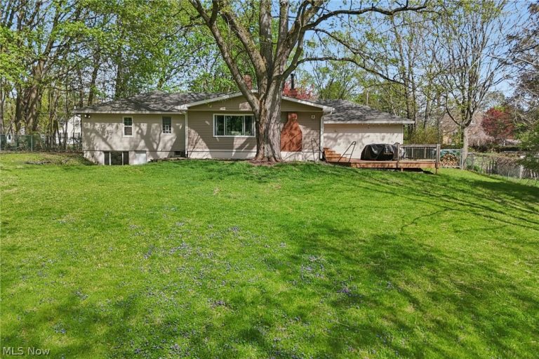162 Hawkins Avenue, Akron, OH - Photo 2