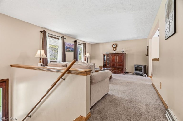 6195 Breezehill Road, East Sparta, OH - Photo 6