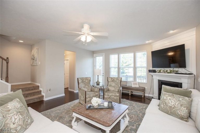 6380 Park Pointe Court, Pepper Pike, OH - Photo 4