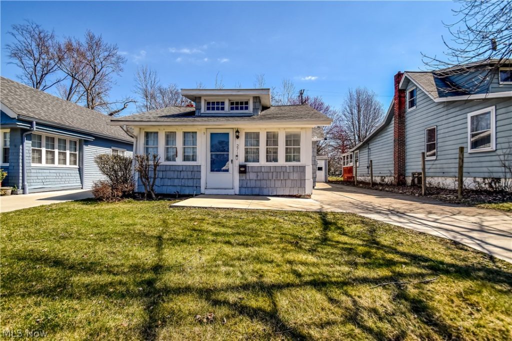271 238 Street, Euclid, OH
