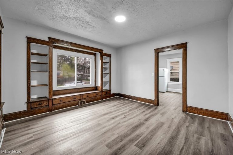 6614 Clark Avenue, Cleveland, OH - Photo 8