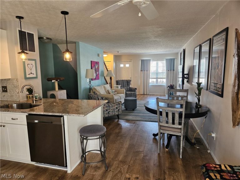 988 Hartford Village Boulevard, Columbus, OH - Photo 5