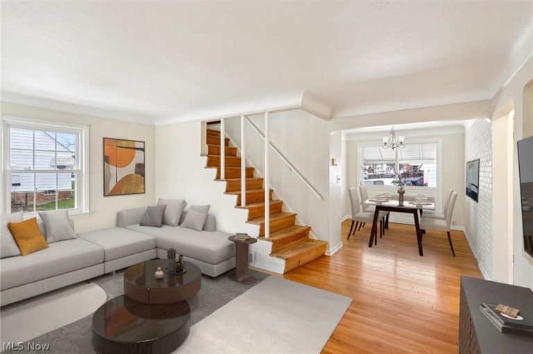 9005 Ansonia Avenue, Brooklyn, OH - Photo 3