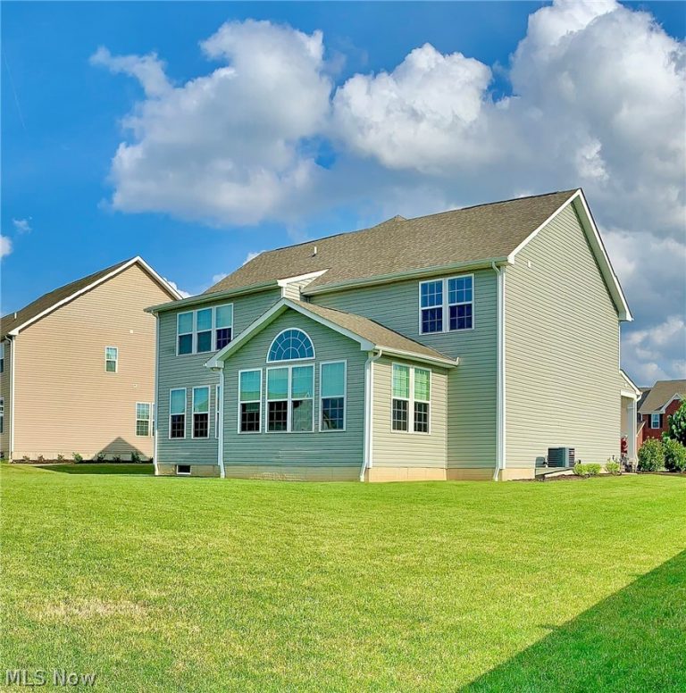3125 PORTSMOUTH Drive, Brunswick, OH - Photo 2