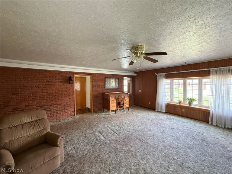 316 Clema Avenue, St Marys, WV - Photo 6