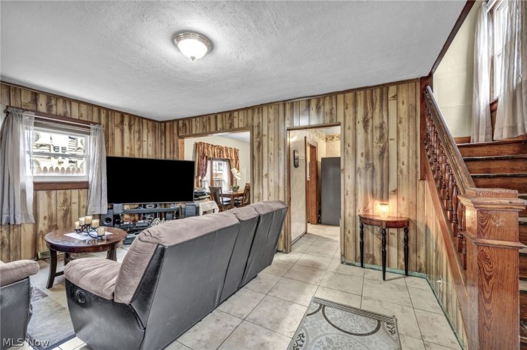 796 Allyn Street, Akron, OH - Photo 4