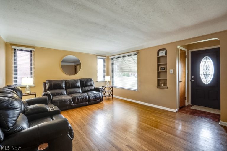 6710 Ackley Road, Parma, OH - Photo 6