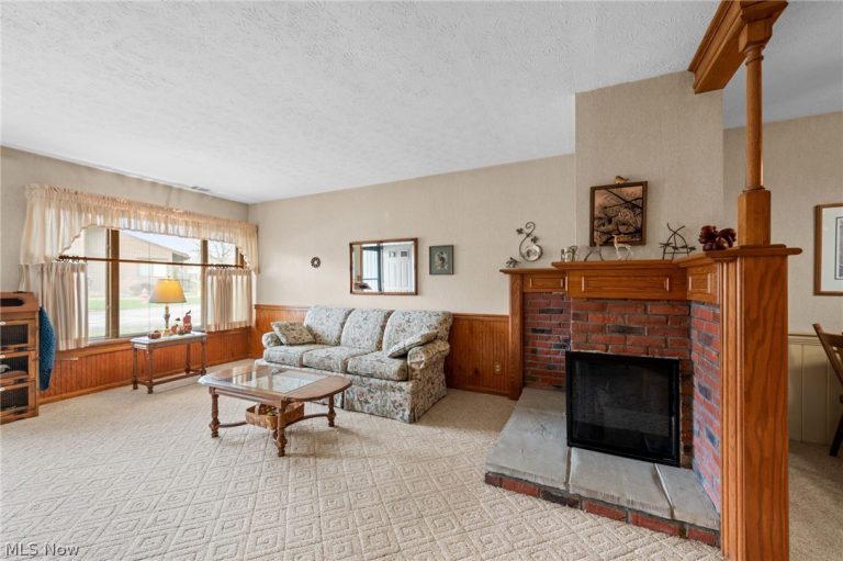 7357 Trailside Drive #C, Northfield, OH - Photo 3