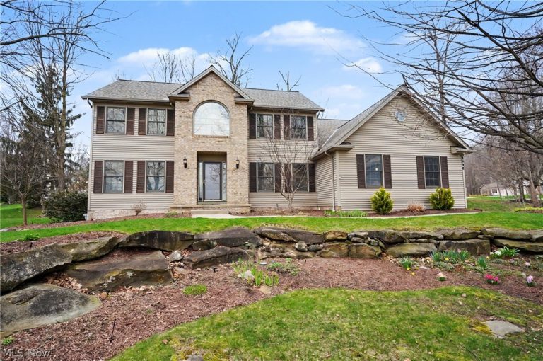9498 Andrew Drive, Twinsburg, OH - Photo 3