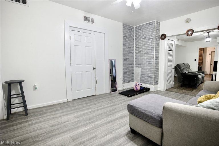 3459 50th Street, Cleveland, OH - Photo 5