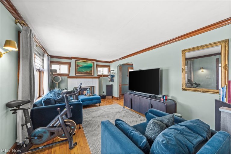 20943 Eastwood Avenue, Fairview Park, OH - Photo 6
