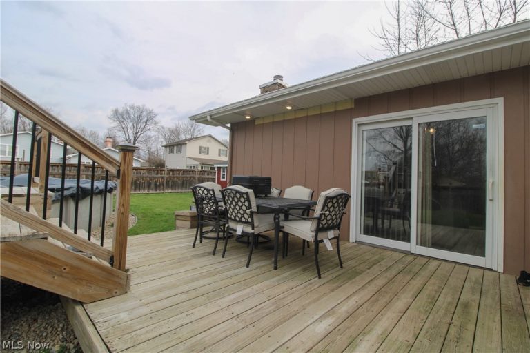 1913 Cloverbrook Drive, Mineral Ridge, OH - Photo 3