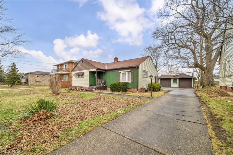 7181 York Road, Parma, OH - Photo 5