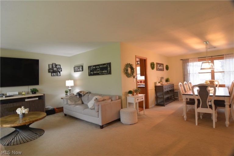 6921 Cranbrook Drive, Brecksville, OH - Photo 6