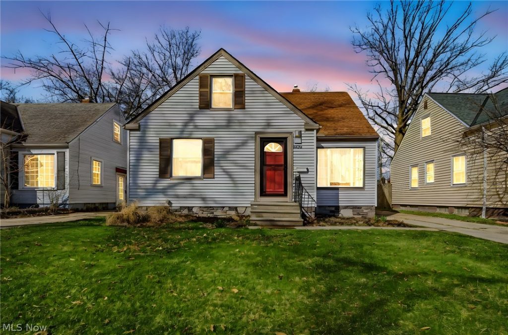 406 274th Street, Euclid, OH