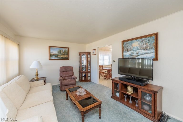 1144 Sutherland Avenue, Akron, OH - Photo 8