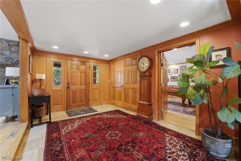 11679 Bell Road, Newbury, OH - Photo 8
