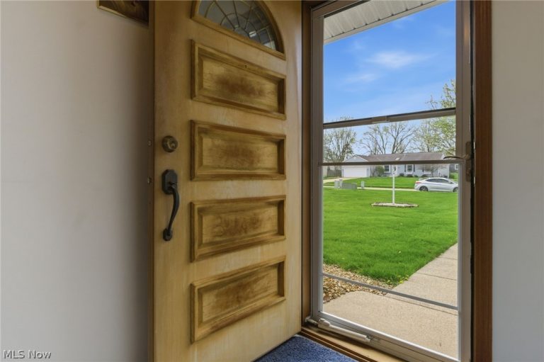 4131 Monterey Drive, Medina, OH - Photo 2