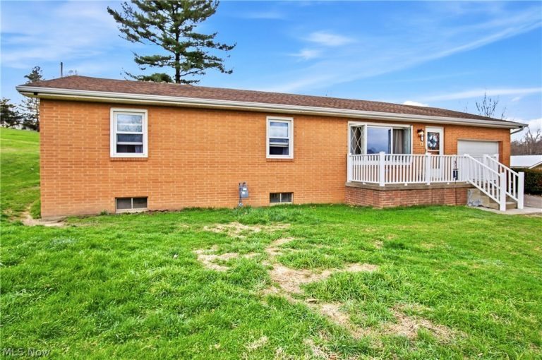27 Marshdale Road, Zanesville, OH - Photo 2