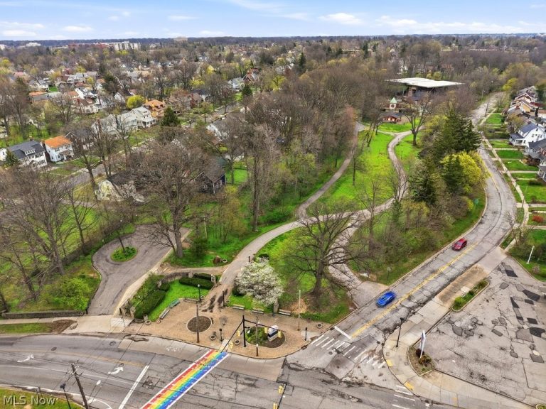 3154 Overlook Road, Cleveland Heights, OH - Photo 8