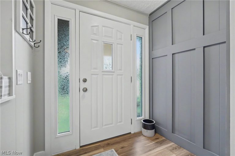 701 Edgewood Street, North Canton, OH - Photo 3