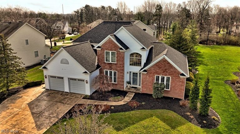 12641 Coopers Run, Strongsville, OH - Photo 2