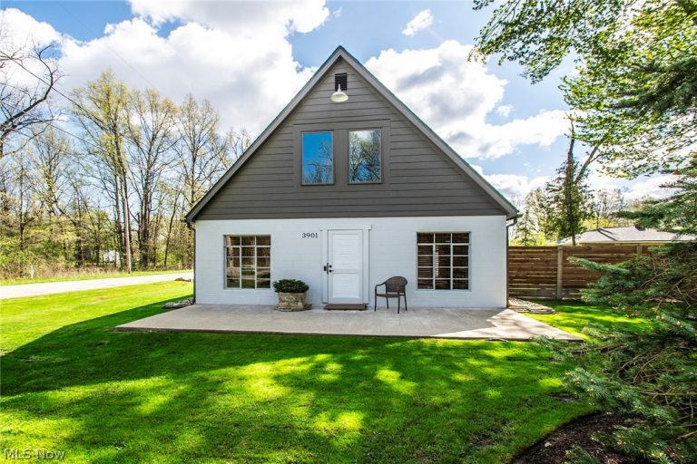 3901 Dale Avenue, Lorain, OH, 44055