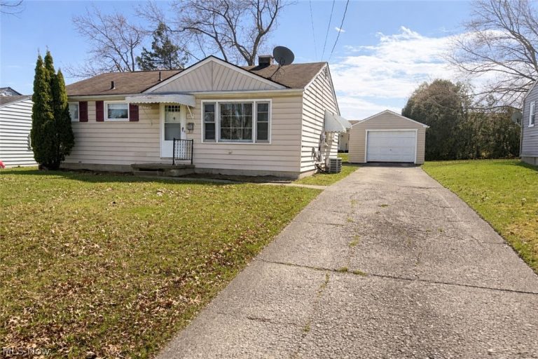 2471 Chaney Circle, Youngstown, OH, 44509