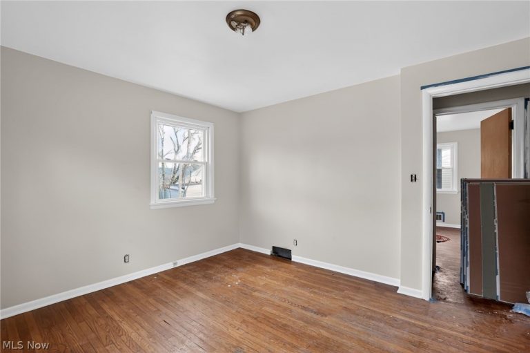 1420 Tampa Avenue, Cleveland, OH - Photo 8