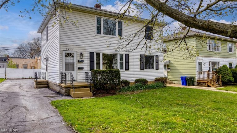 2432 21st Street, Cuyahoga Falls, OH - Photo 2