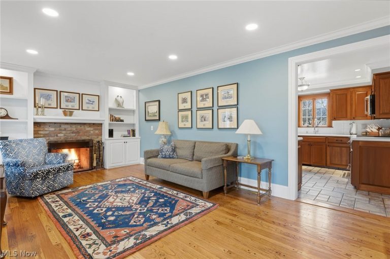 2033 Red Coach Road, North Canton, OH - Photo 5