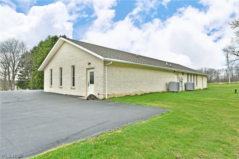 6000 Webber Cole Road, Kinsman, OH - Photo 5