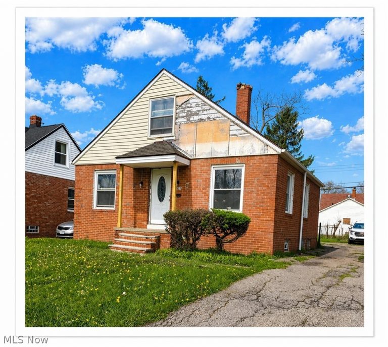 4001 176th Street, Cleveland, OH - Photo 2