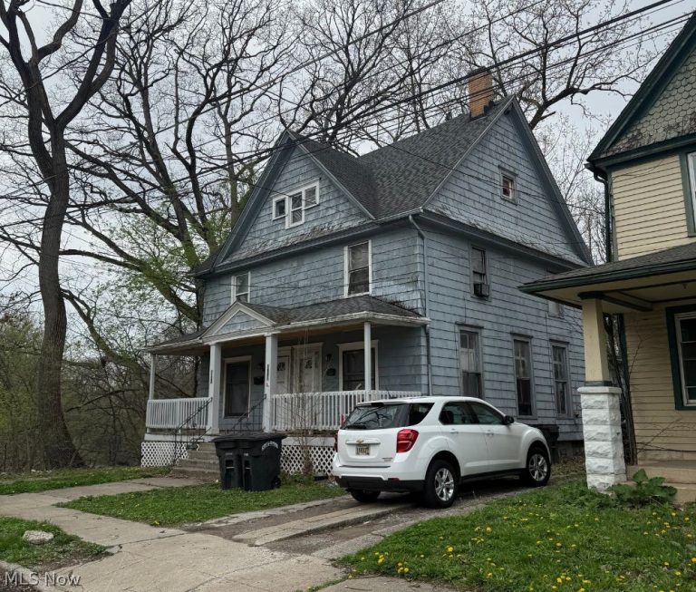 119 Neufer Court, Elyria, OH - Photo 3
