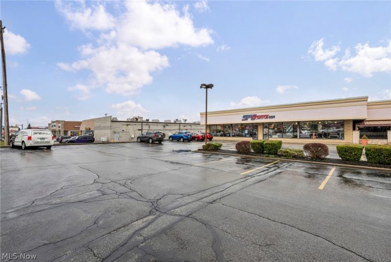 9431 Mentor Avenue, Mentor, OH - Photo 6