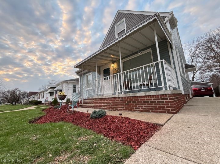 2506 Torrington Avenue, Parma, OH - Photo 2