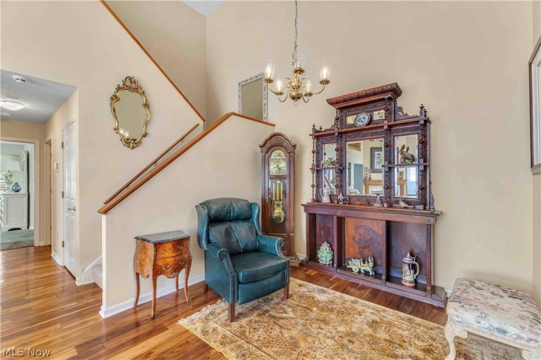 30331 Sugar Sand Lane, North Olmsted, OH - Photo 4