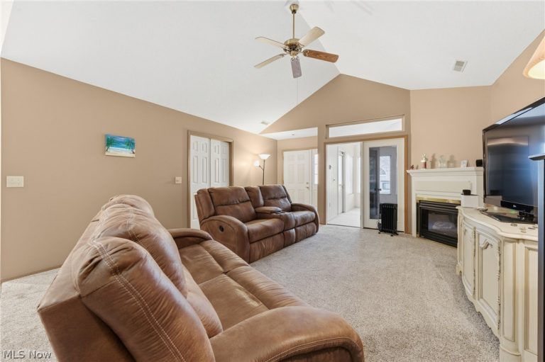 4212 Tannybrooke Lane #1C, Canton, OH - Photo 6