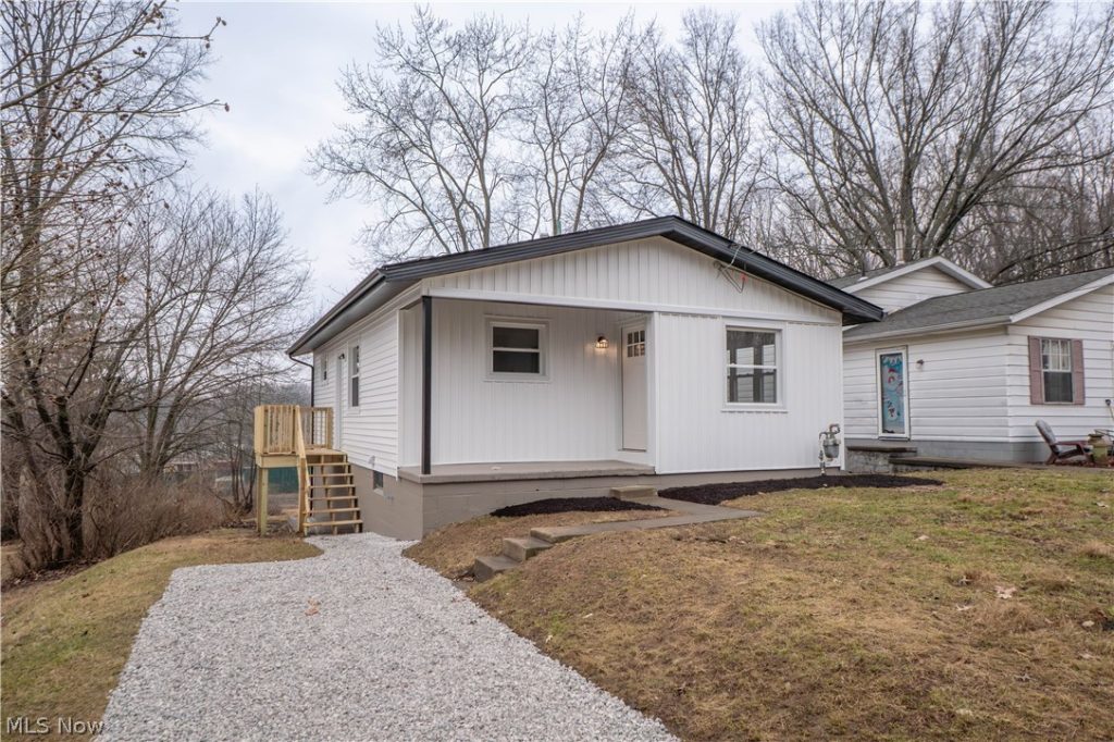 275 20th Street, Massillon, OH