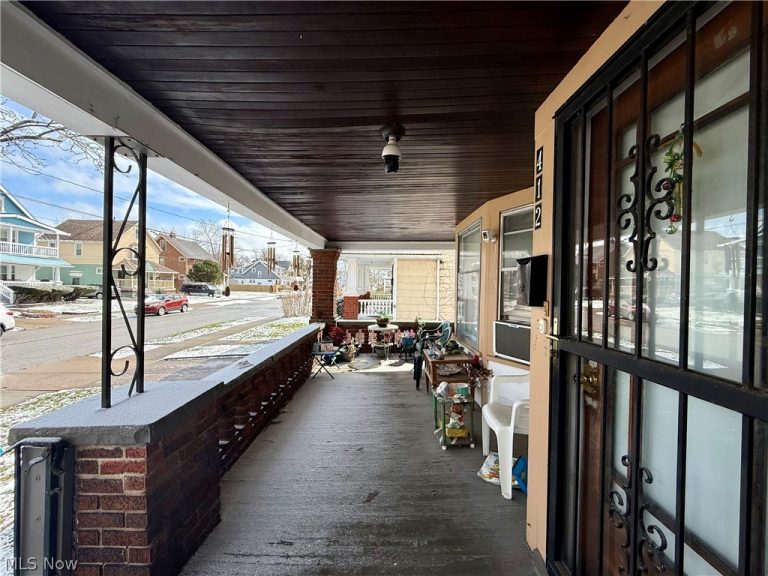 412 146th Street, Cleveland, OH - Photo 3