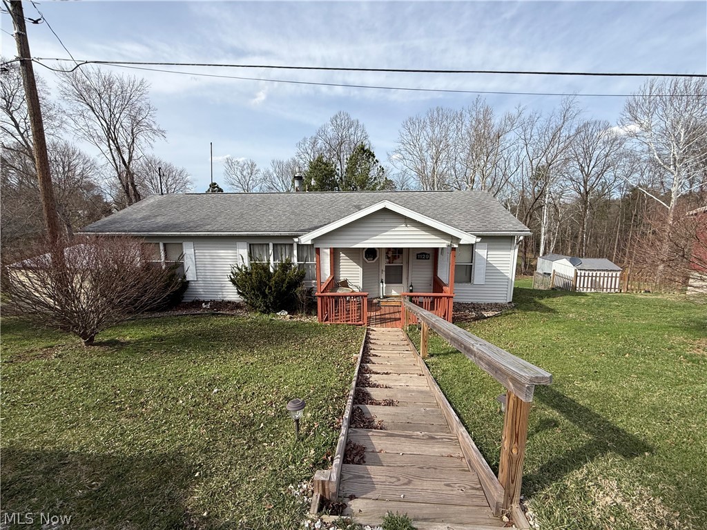 1129 Oak Grove Road, Waverly, WV